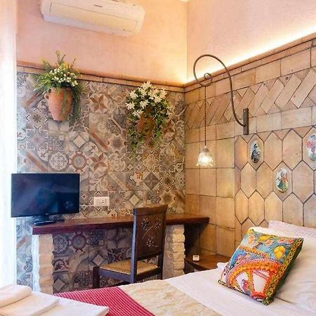 Casa Della Giara Parcheggio Supermercato A 200M Giarre Luaran gambar