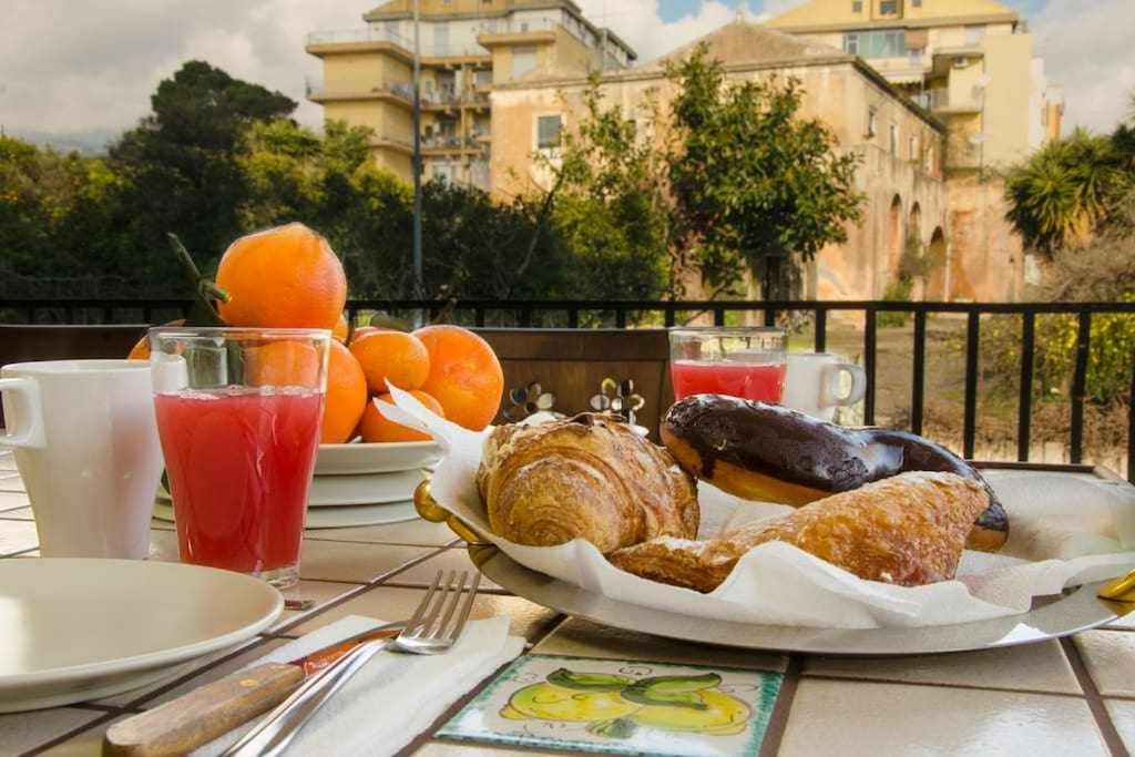 Casa Della Giara Parcheggio Supermercato A 200M Giarre Luaran gambar